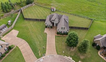 111 London Cv, Batesville, MS 38606