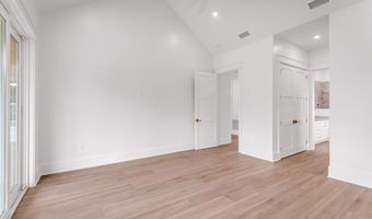 642 N Beach Blvd, Bay St. Louis, MS 39520