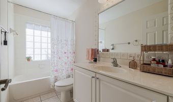 2305 Summersweet Dr, Alva, FL 33920