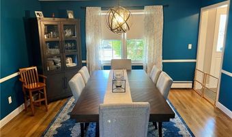 45 Rosemary St, Cranston, RI 02920