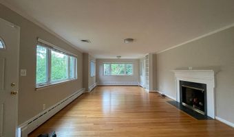 2356 S PIERCE St, Arlington, VA 22202