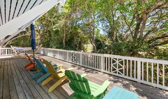 31 Horsemint Trl, Bald Head Island, NC 28461