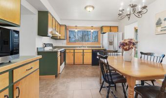 1960 PALISADES Dr, Appleton, WI 54915