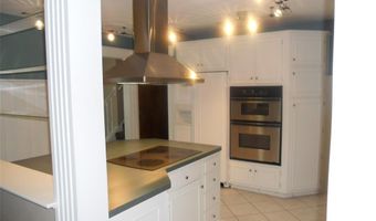 329 Nantucket Dr, Ballwin, MO 63011