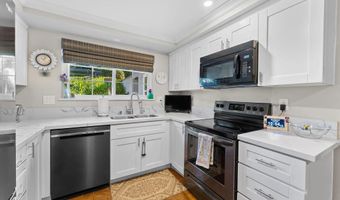 3045 Mary Ln, Escondido, CA 92025