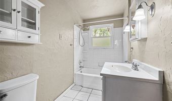 1127 Mcknight Dr, Bethel Park, PA 15102