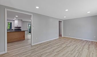 7 Philip Ave, Augusta, ME 04330