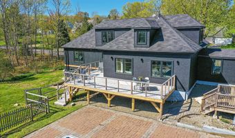 16 Cottage St, Belfast, ME 04915