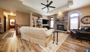 1809 W Ashton Trl, Brandon, SD 57005