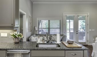 216 Emerald Cir, Brandon, MS 39047
