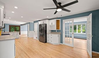 41 Gault Rd, Bedford, NH 03110
