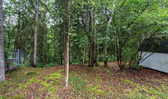 13530 Westwind Dr, Anchorage, AK 99516