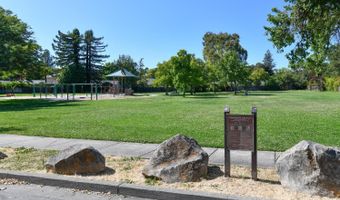 2348 Nordyke Ave, Santa Rosa, CA 95403
