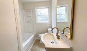 703 Savage St, Camden, SC 29020