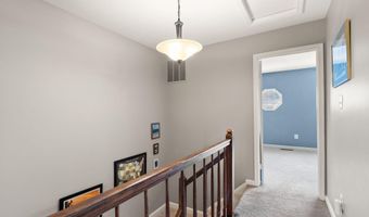 8074 SKY BLUE Dr, Alexandria, VA 22315