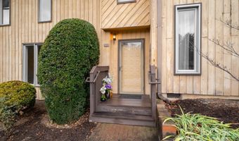 103 Pebble Creek Dr, Asheville, NC 28803