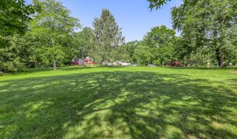 627 Haverstraw Rd, Airmont, NY 10901