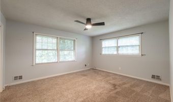 4559 Collins Ave, Acworth, GA 30101