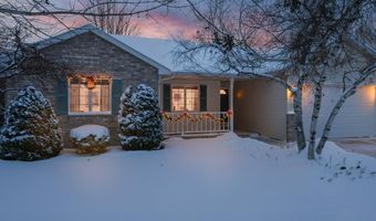 W6063 STRAWFLOWER Drive, Appleton, WI 54915