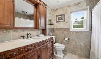 99 Oldfield Ave, Amityville, NY 11701