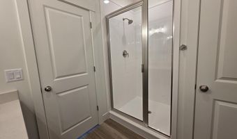 578 N Curlew Dr, Ammon, ID 83406