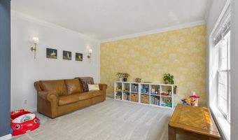 36 Summit Rd, Bedford, NH 03110