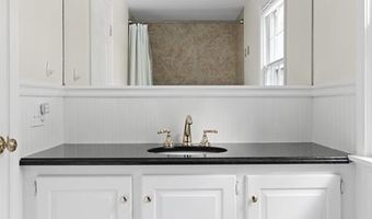 320 Stone Ridge Dr, East Greenwich, RI 02818