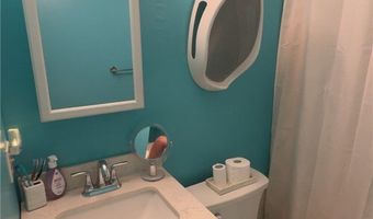 2358 Nesmith Lake Blvd, Akron, OH 44314