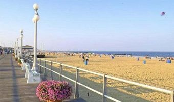 118 Lincoln Ave 1st Floor, Avon By The Sea, NJ 07717