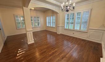 5475 Donehoo Ct, Alpharetta, GA 30005