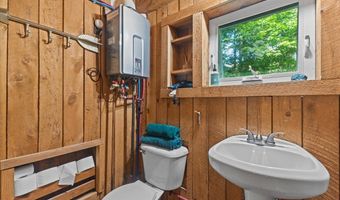 431 Sharkeyville Rd, Bolton, VT 05676