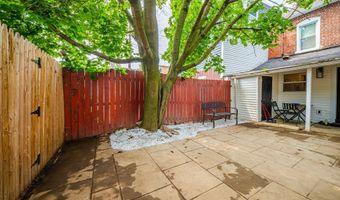 213 N PEACH St, Allentown, PA 18102