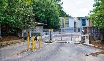 1380 Stirling Cir NW 26, Atlanta, GA 30318