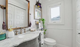 110 State St, Bay St. Louis, MS 39520