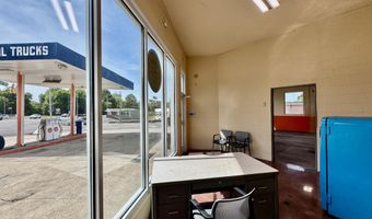 224 E Madison Ave, Athens, TN 37303
