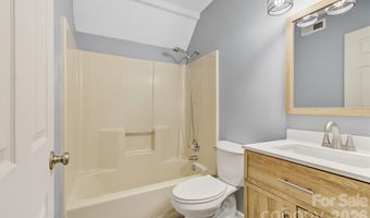 147 Birch Ln, Arden, NC 28704
