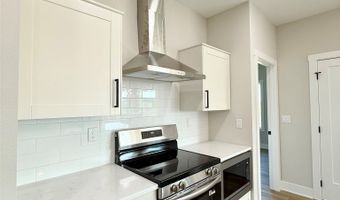 1946 Tuscany Dr SE, Altoona, IA 50009