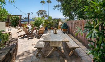 1858 Laurel Rd, Oceanside, CA 92054