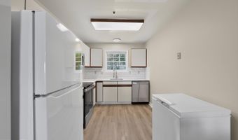 10 ERICSSON Ave #32, Betterton, MD 21610
