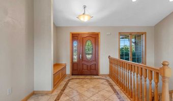 3561 GRAND MEADOWS Xing, Neenah, WI 54956