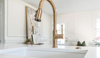 812 ARLINGTON Blvd, Altamonte Springs, FL 32701