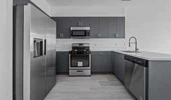 43-45 W 32ND St 406, Bayonne, NJ 07002