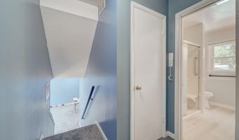 8912 BATTERY Rd, Alexandria, VA 22308