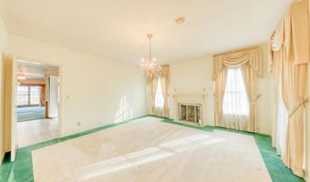 509 E Mitchell St, Adel, GA 31620