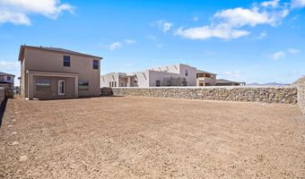 9933 Marie Ann Pl, Socorro, TX 79927