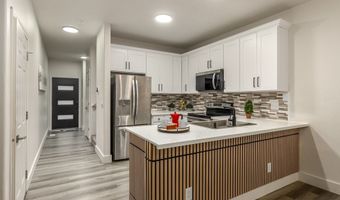 18067 SW NIKS Dr, Beaverton, OR 97003