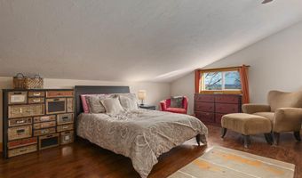 52 Road 8UC, Clark, WY 82435