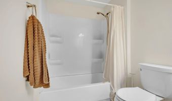 1744 Parkview Dr, Bedford, IN 47421