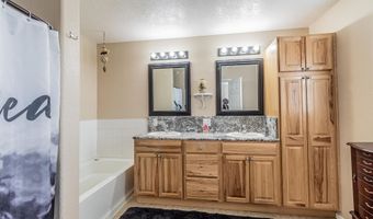 1316 PLUM TREE Cir, Bloomfield, NM 87413