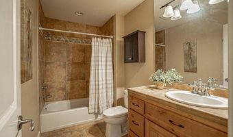 472 Lindsay Ln, Ashland, OR 97520